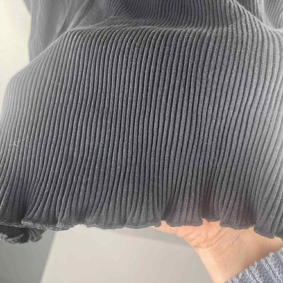 Eloquii Black Ribbed Lettuce Hem Long Sleeve Shirt Very Stretchy Size 14/16 - Picture 5 of 7